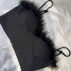 Feather trim top